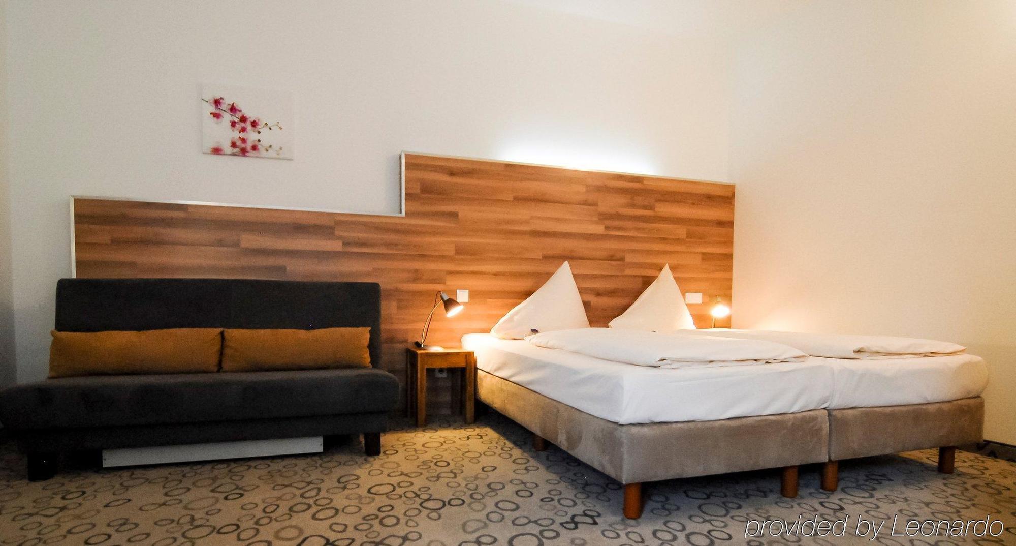 Petul Apart Hotel Am Ruhrbogen Bochum Extérieur photo